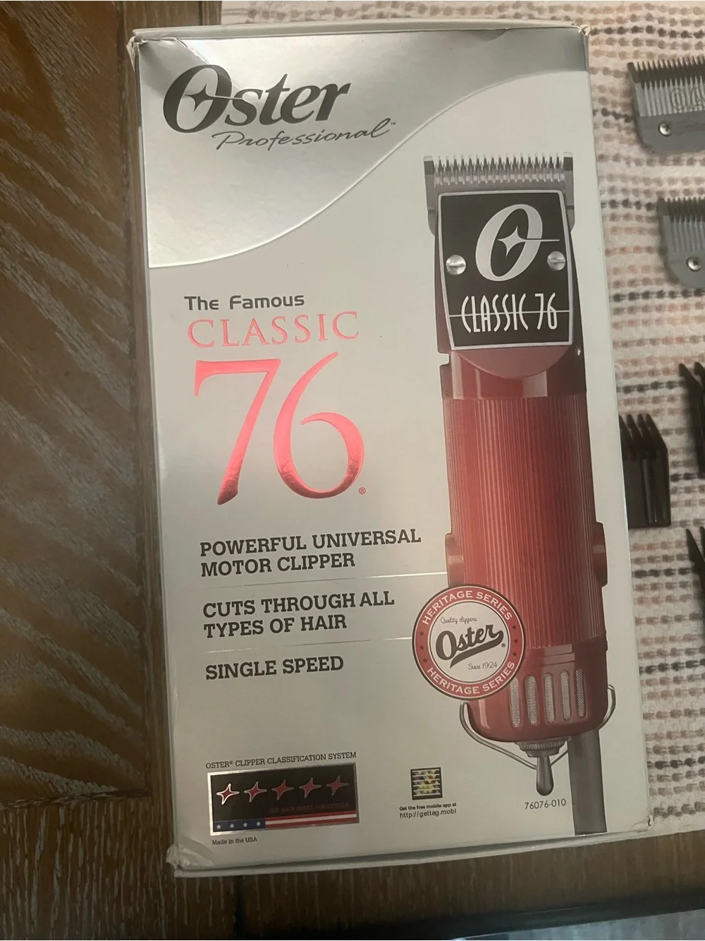Oster 76 Classic Clippers with blades and attachments